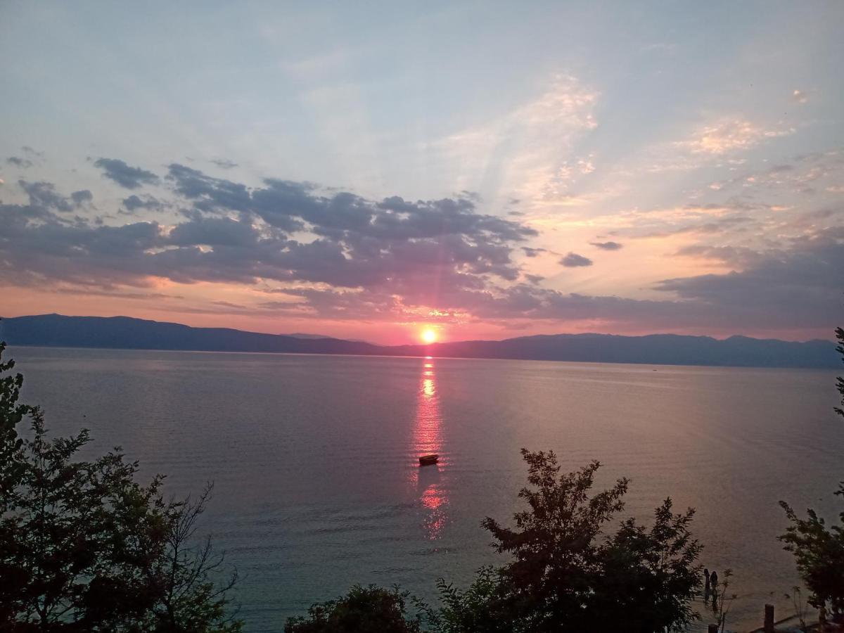 Apartments Vela - Pestani, Охрид Экстерьер фото